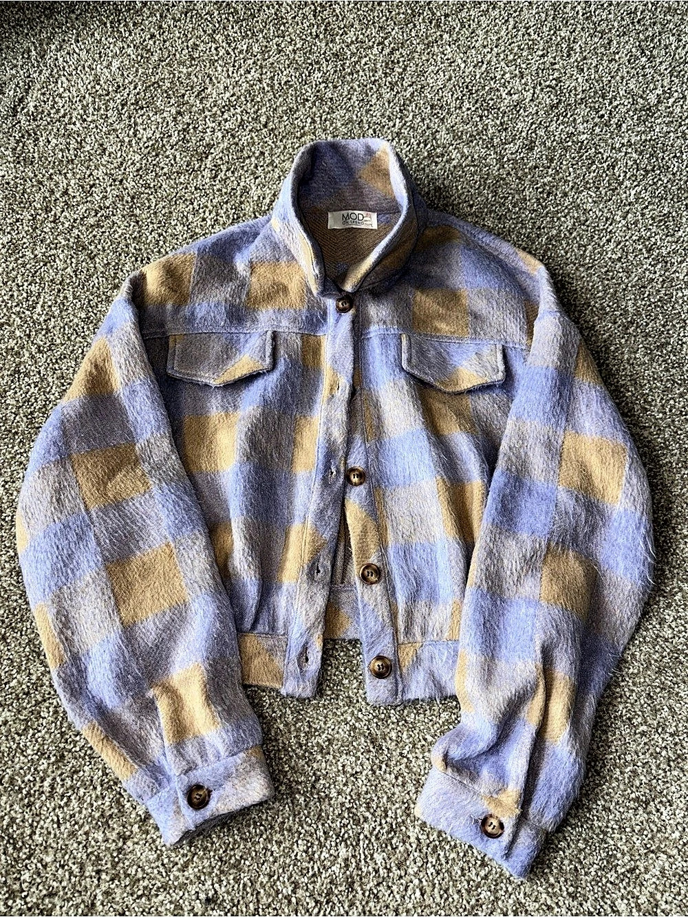 MOD On Trend Plaid Cropped Shacket Women’s Large Lavender Tan Oversized